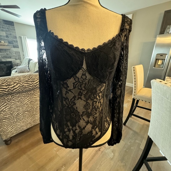 Bundle - Picture 3 of 3